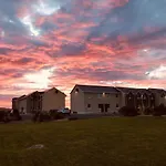 Hotel Connemara Sands & Clifden