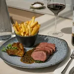 מלון Connemara Sands &