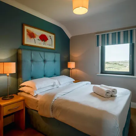 Connemara Sands & 4* קליפדן