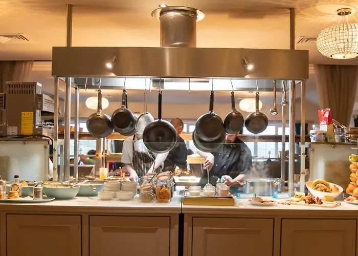 Hotel Connemara Sands &