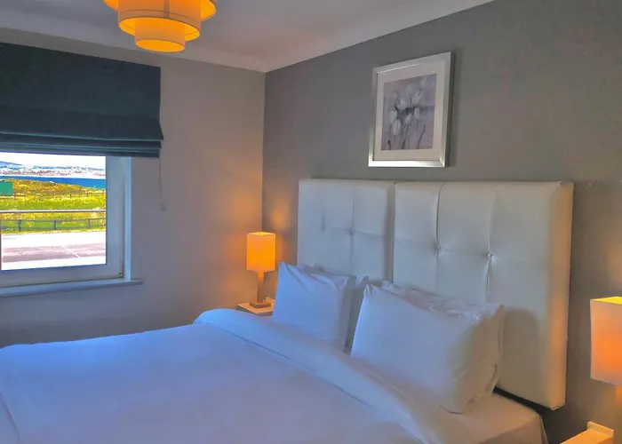 Connemara Sands & Clifden